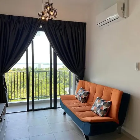 Sandakan Homestay Sea-Forest View Apartment 2R2B 海森雙景公寓 Exterior photo