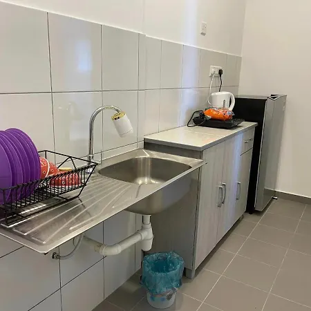 Sandakan Homestay Sea-Forest View Apartment 2R2B 海森雙景公寓 Exterior photo