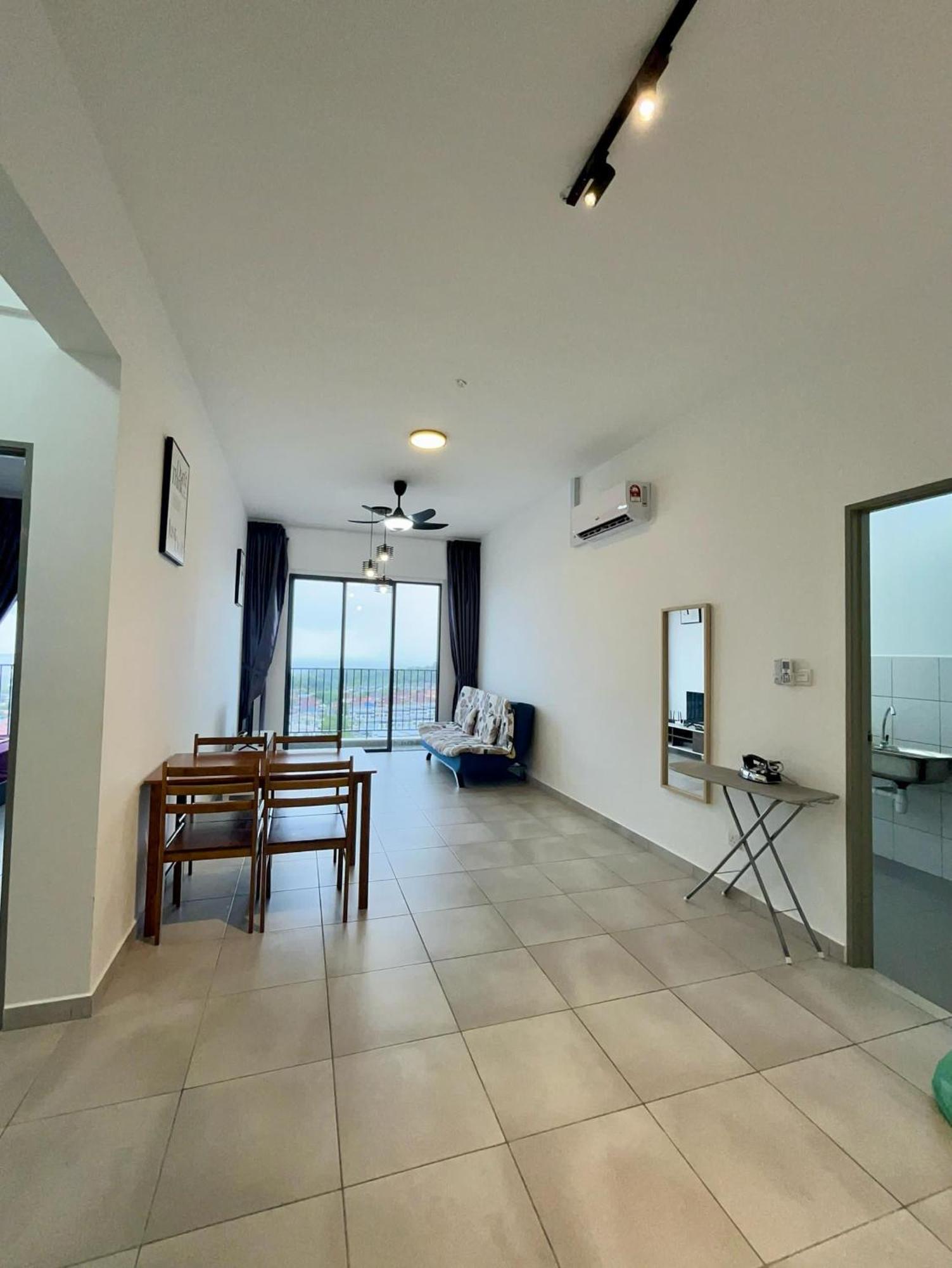 Sea-forest View 2r2b 海森雙景公寓 * Sandakan